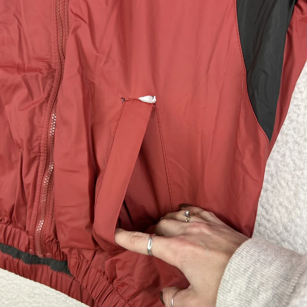Vintage Arkansas Razorbacks Jacket Mens Medium Hooded Windbreaker NCAA Logo